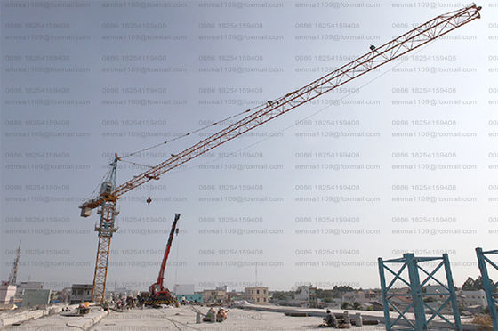 QTZ100 جرثقیل برج شیرخانه ای TC6013 6 تن جرثقیل شهری ساختمانی در روسیه